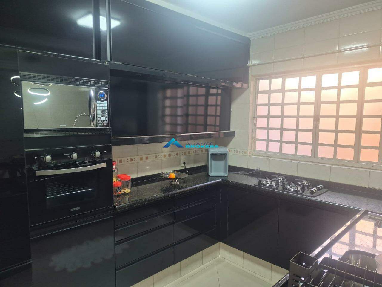 Casa, 3 quartos, 240 m² - Foto 7