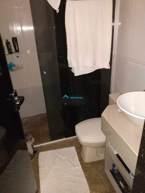 Casa, 3 quartos, 240 m² - Foto 24