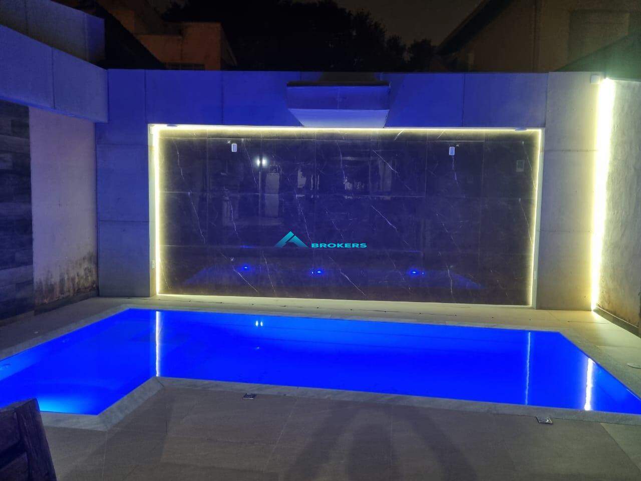 Casa, 3 quartos, 240 m² - Foto 11
