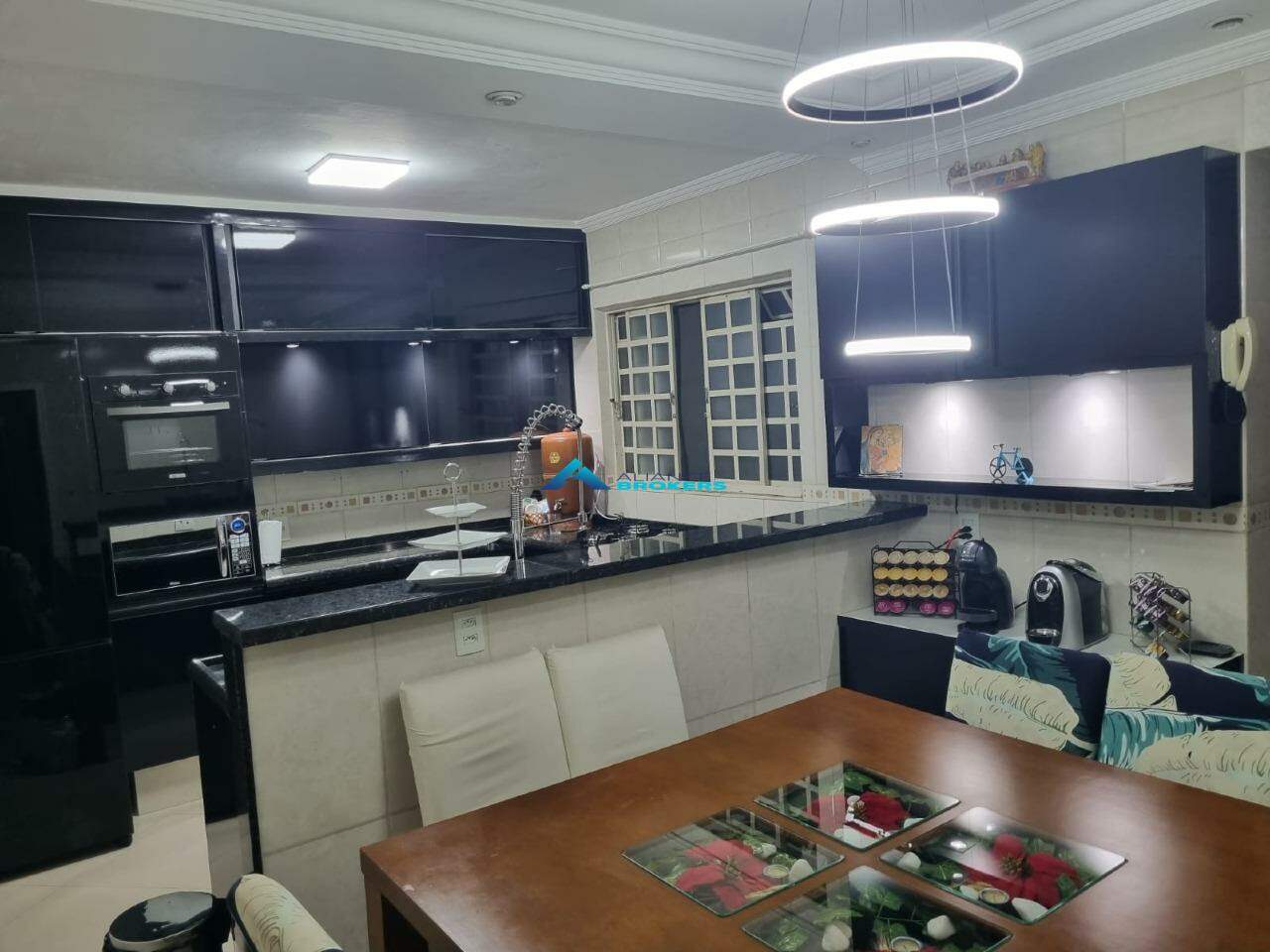 Casa, 3 quartos, 240 m² - Foto 4