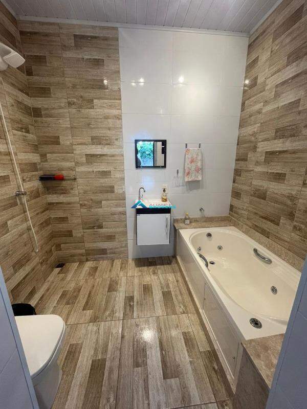 Casa, 3 quartos, 207 m² - Foto 28