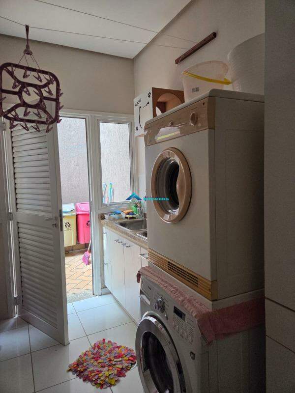 Casa, 3 quartos, 422 m² - Foto 21