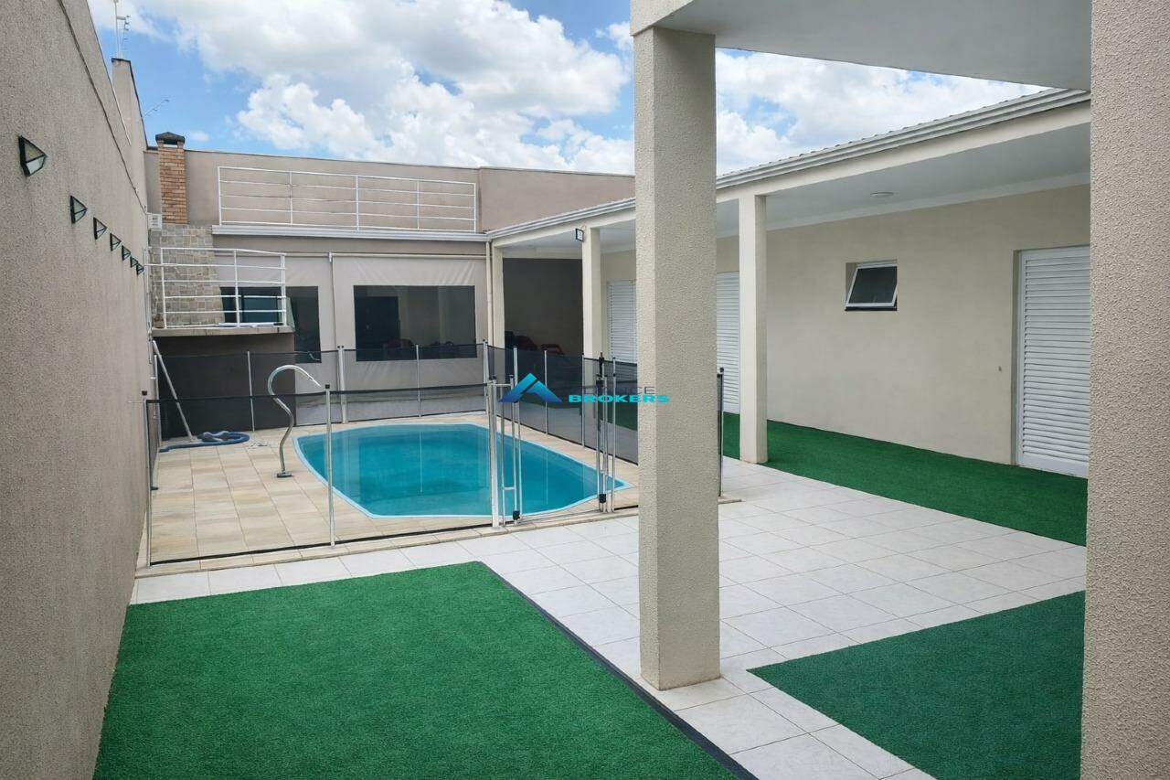Casa, 4 quartos, 288 m² - Foto 3
