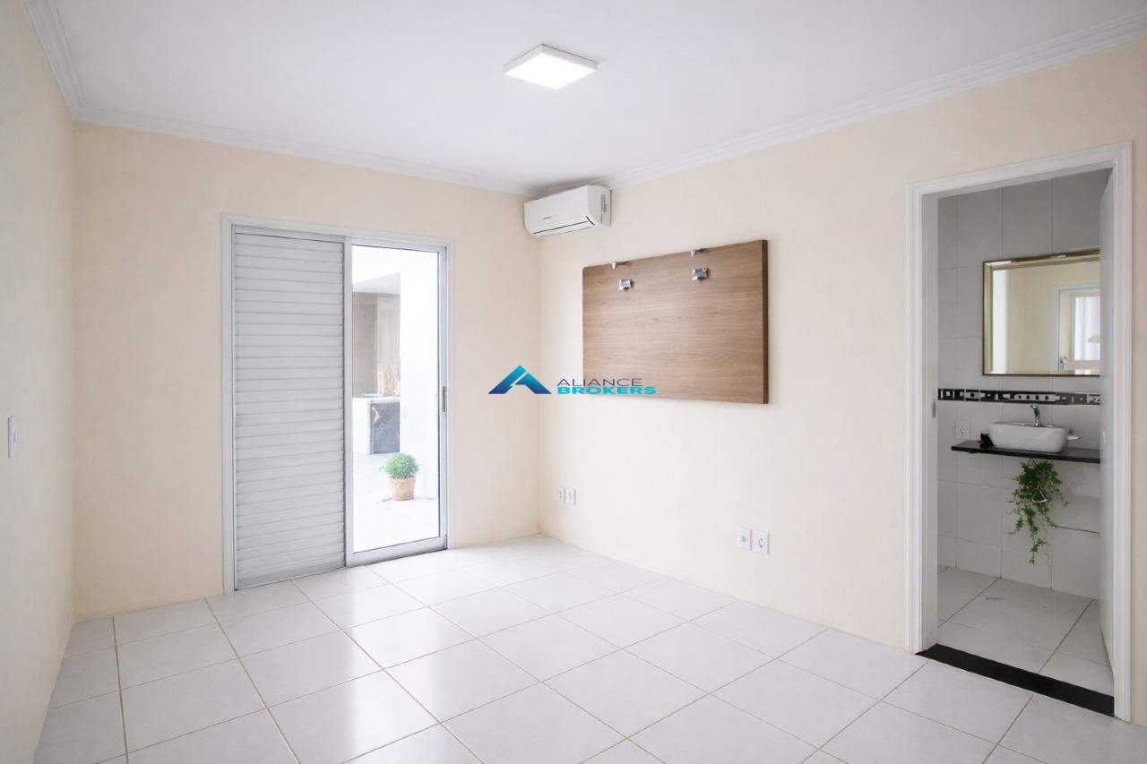 Casa, 4 quartos, 288 m² - Foto 22