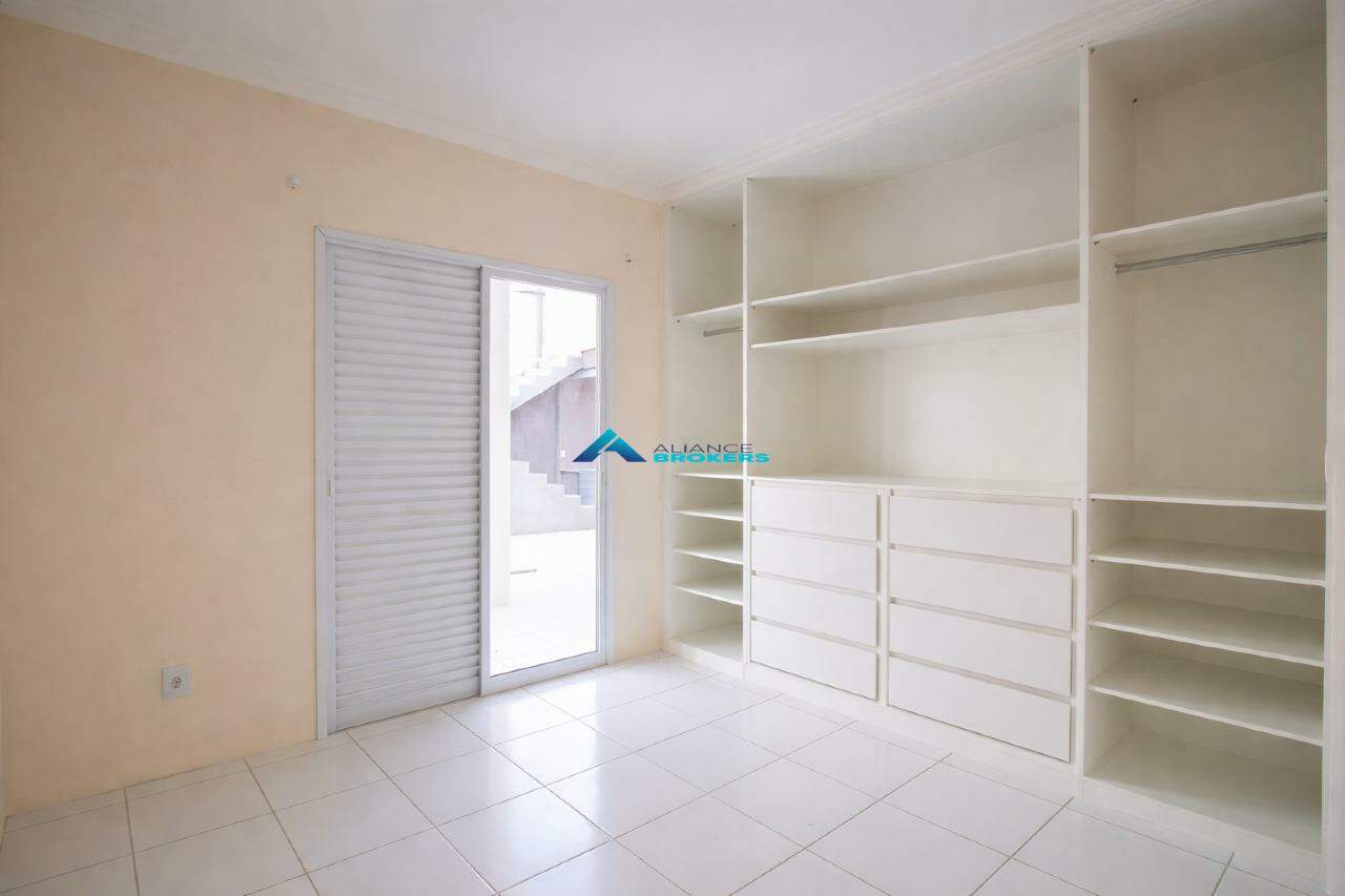 Casa, 4 quartos, 288 m² - Foto 6
