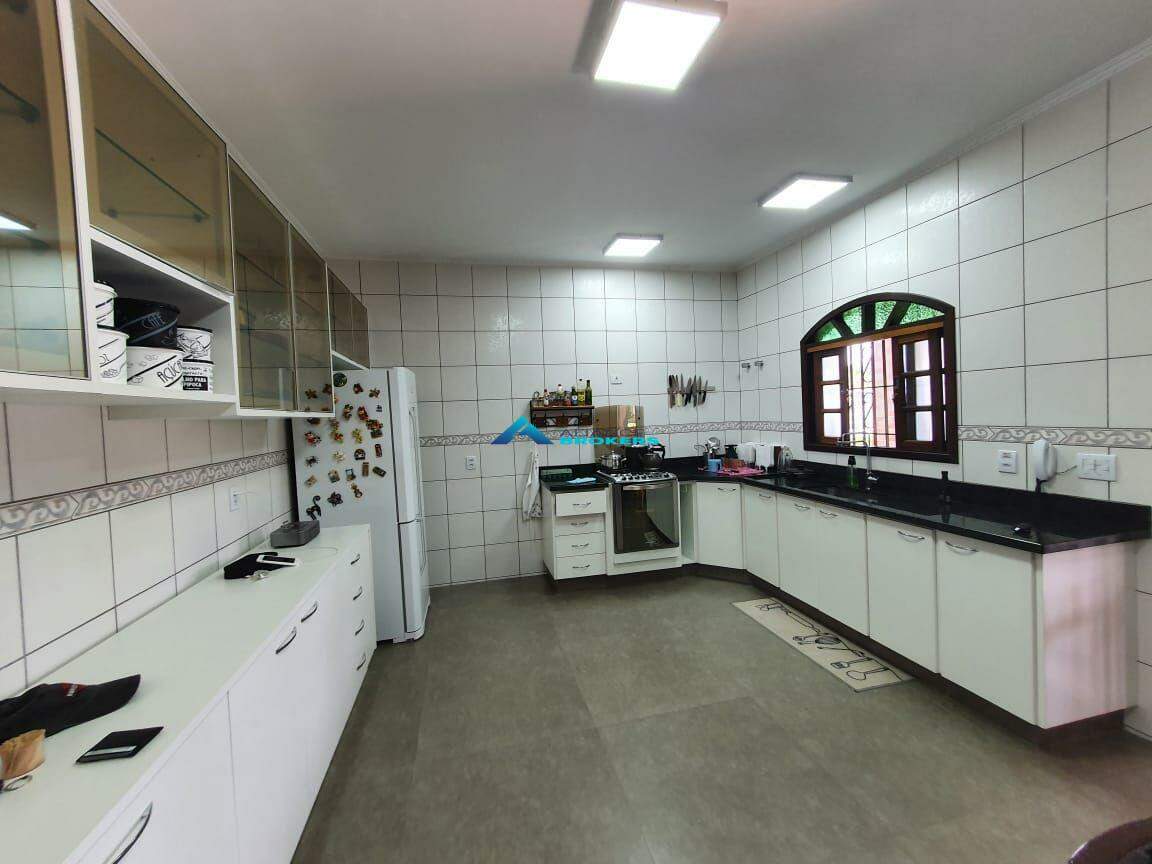 Sítio, 3 quartos, 2313 m² - Foto 9