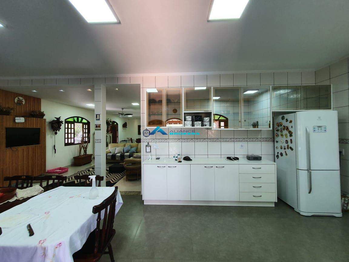 Sítio, 3 quartos, 2313 m² - Foto 8