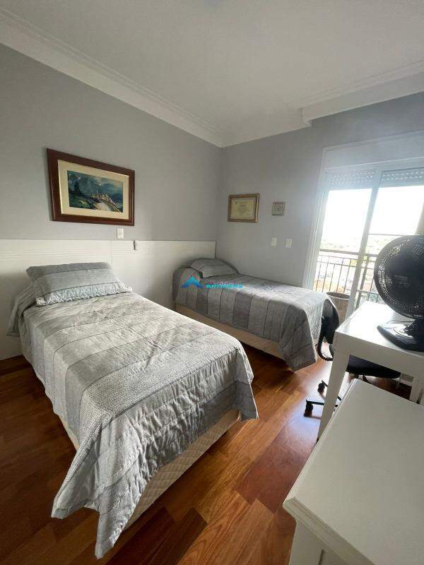 Apartamento, 3 quartos, 160 m² - Foto 10