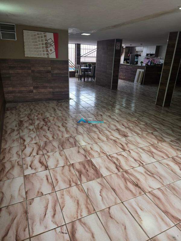 Casa, 3 quartos, 350 m² - Foto 18