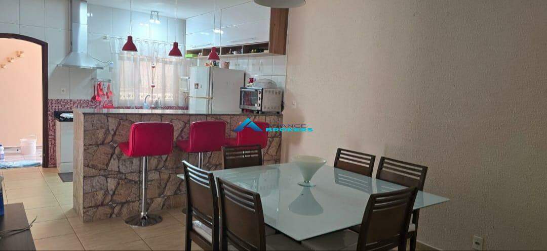 Casa, 3 quartos, 350 m² - Foto 27