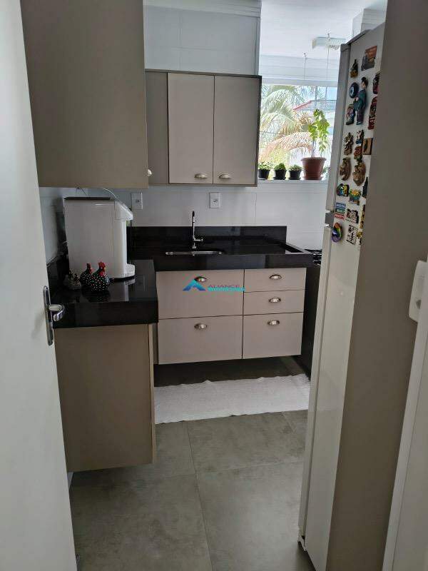 Apartamento, 3 quartos, 75 m² - Foto 4