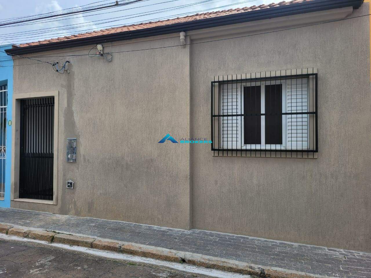 Casa, 3 quartos, 98 m² - Foto 1