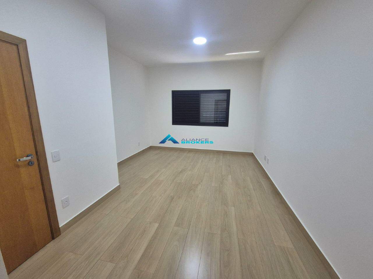 Casa, 3 quartos, 230 m² - Foto 13