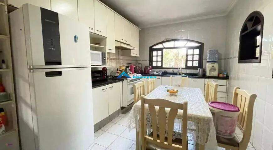 Casa, 3 quartos, 224 m² - Foto 10