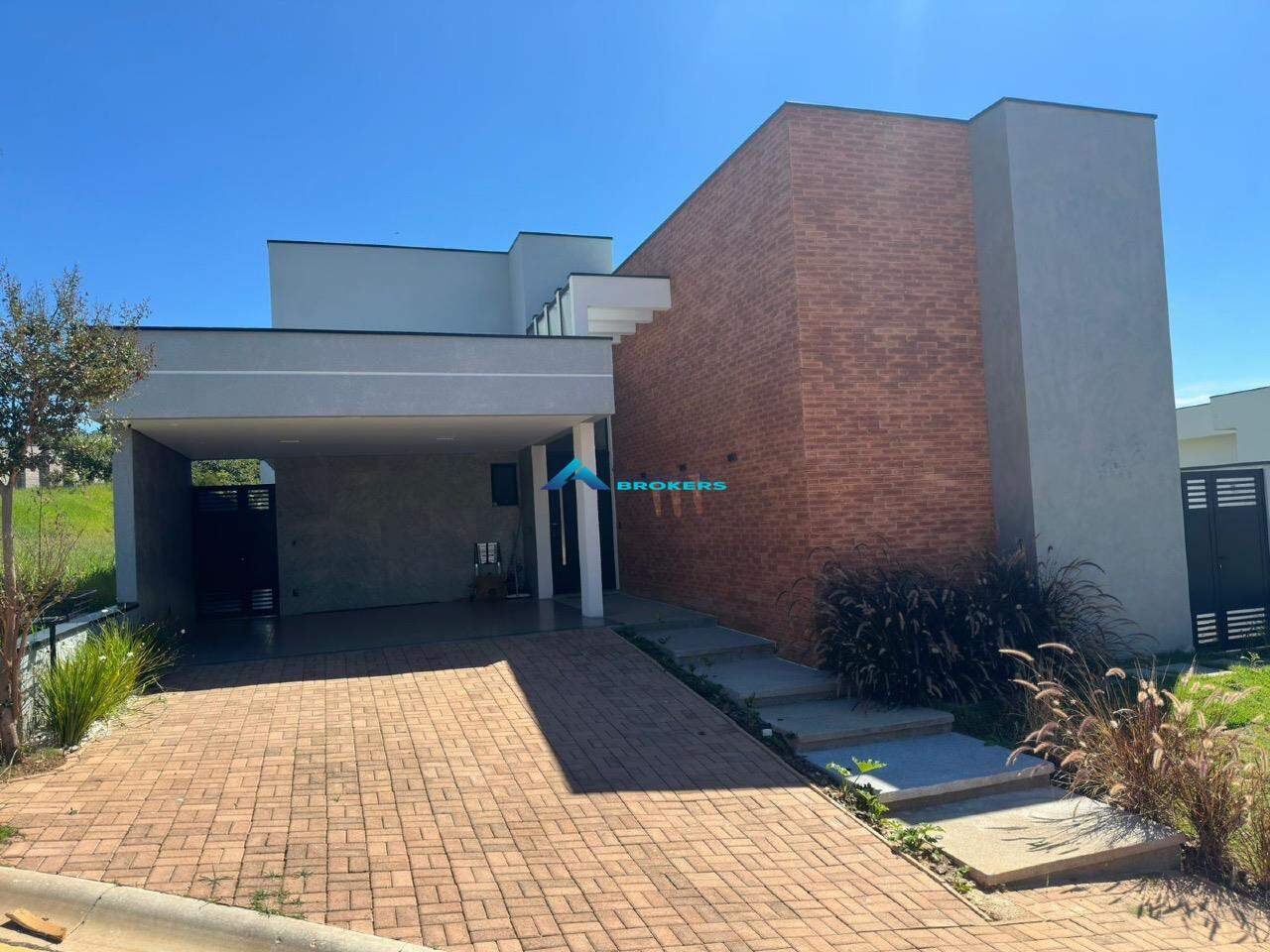 Casa, 5 quartos, 226 m² - Foto 1