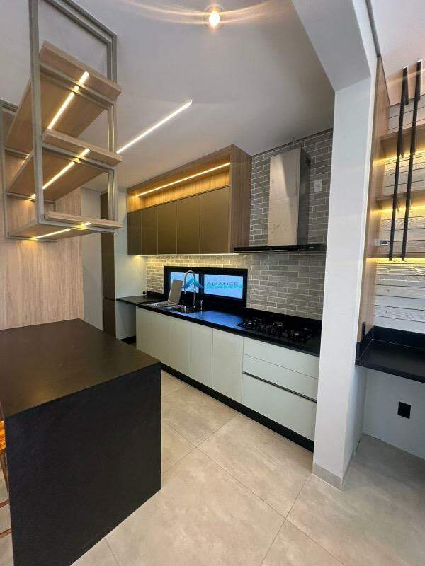 Casa, 5 quartos, 226 m² - Foto 8