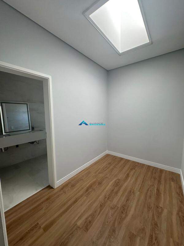 Casa, 5 quartos, 226 m² - Foto 27