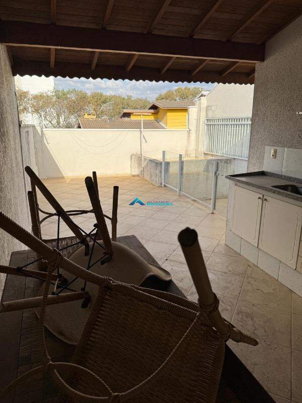 Casa, 4 quartos, 247 m² - Foto 13