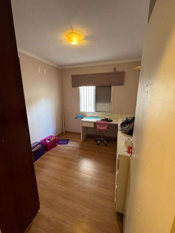 Casa, 4 quartos, 247 m² - Foto 6