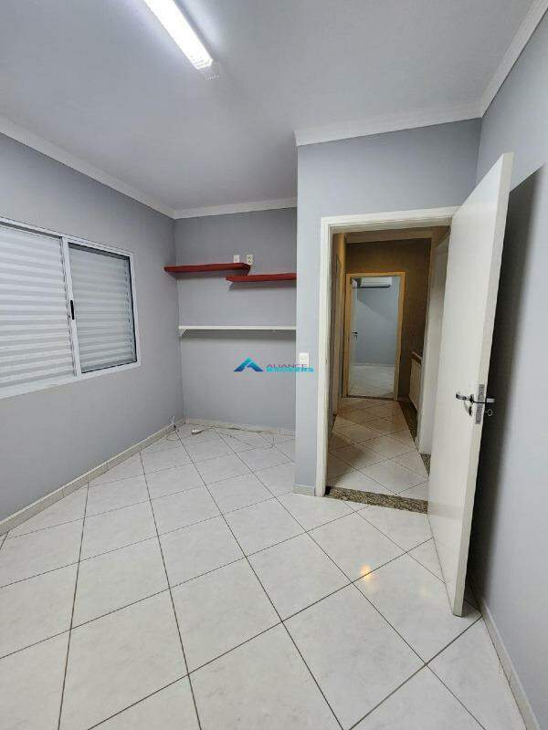 Casa, 3 quartos, 173 m² - Foto 9