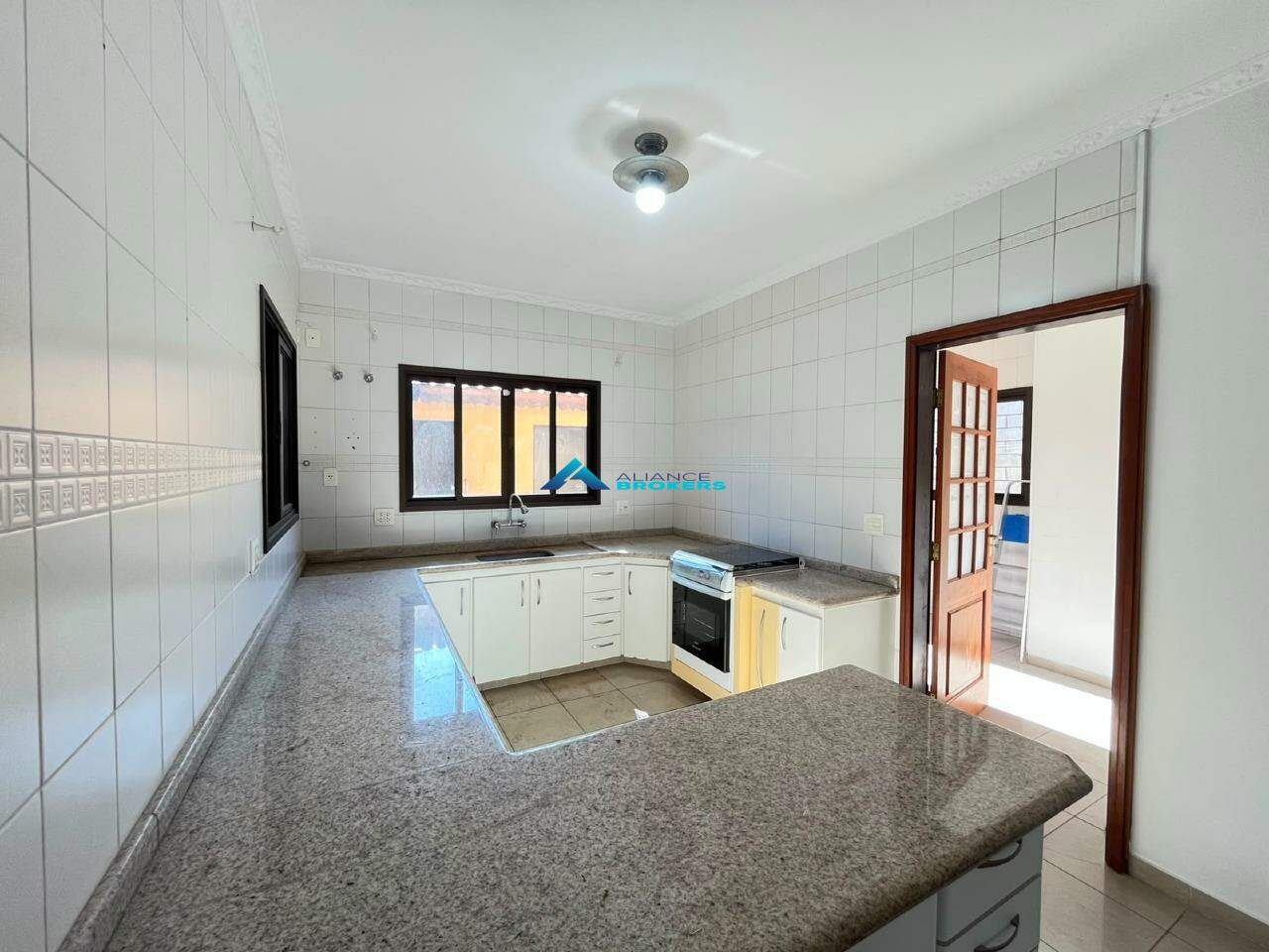 Casa, 3 quartos, 200 m² - Foto 11