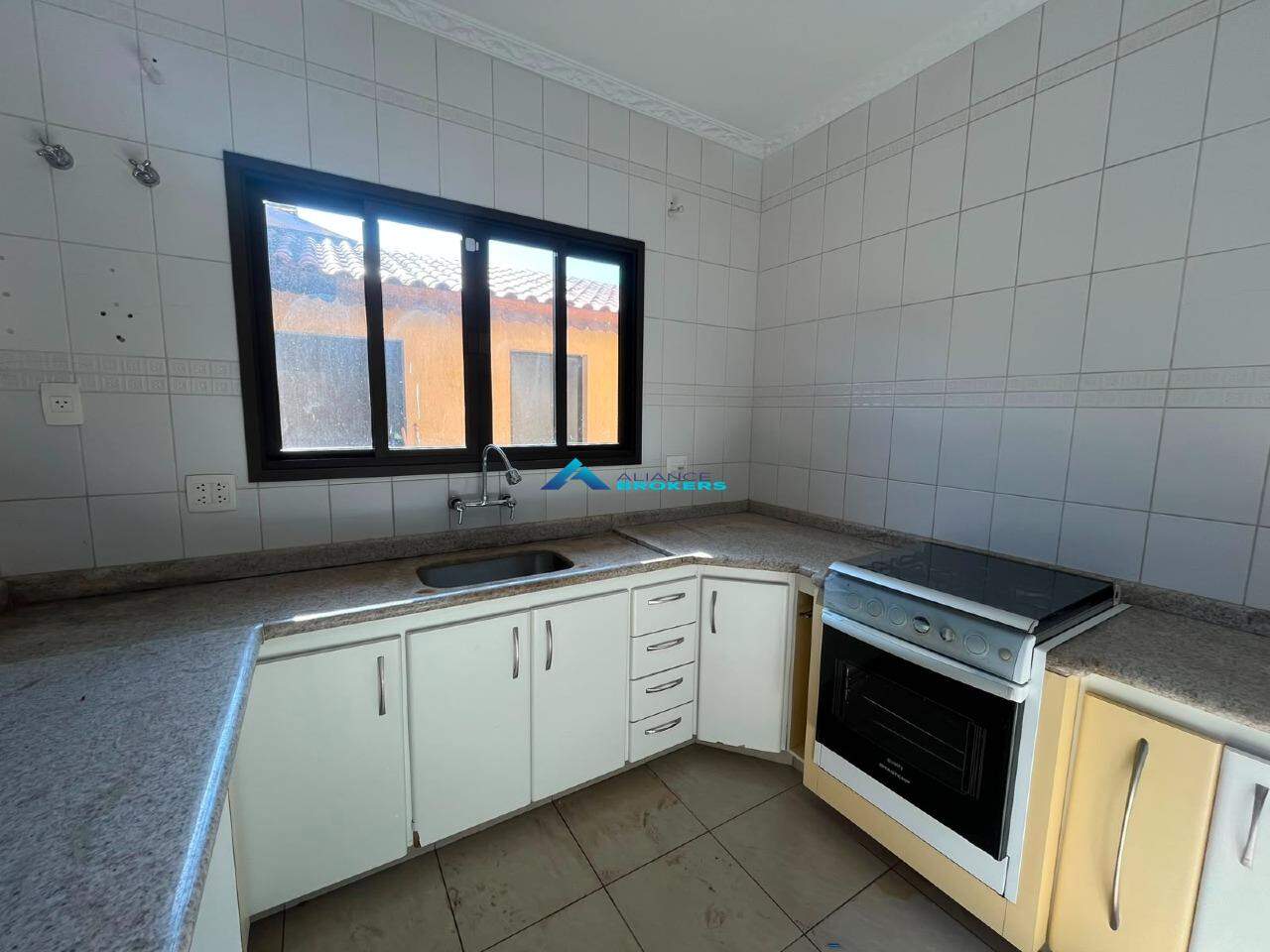 Casa, 3 quartos, 200 m² - Foto 13