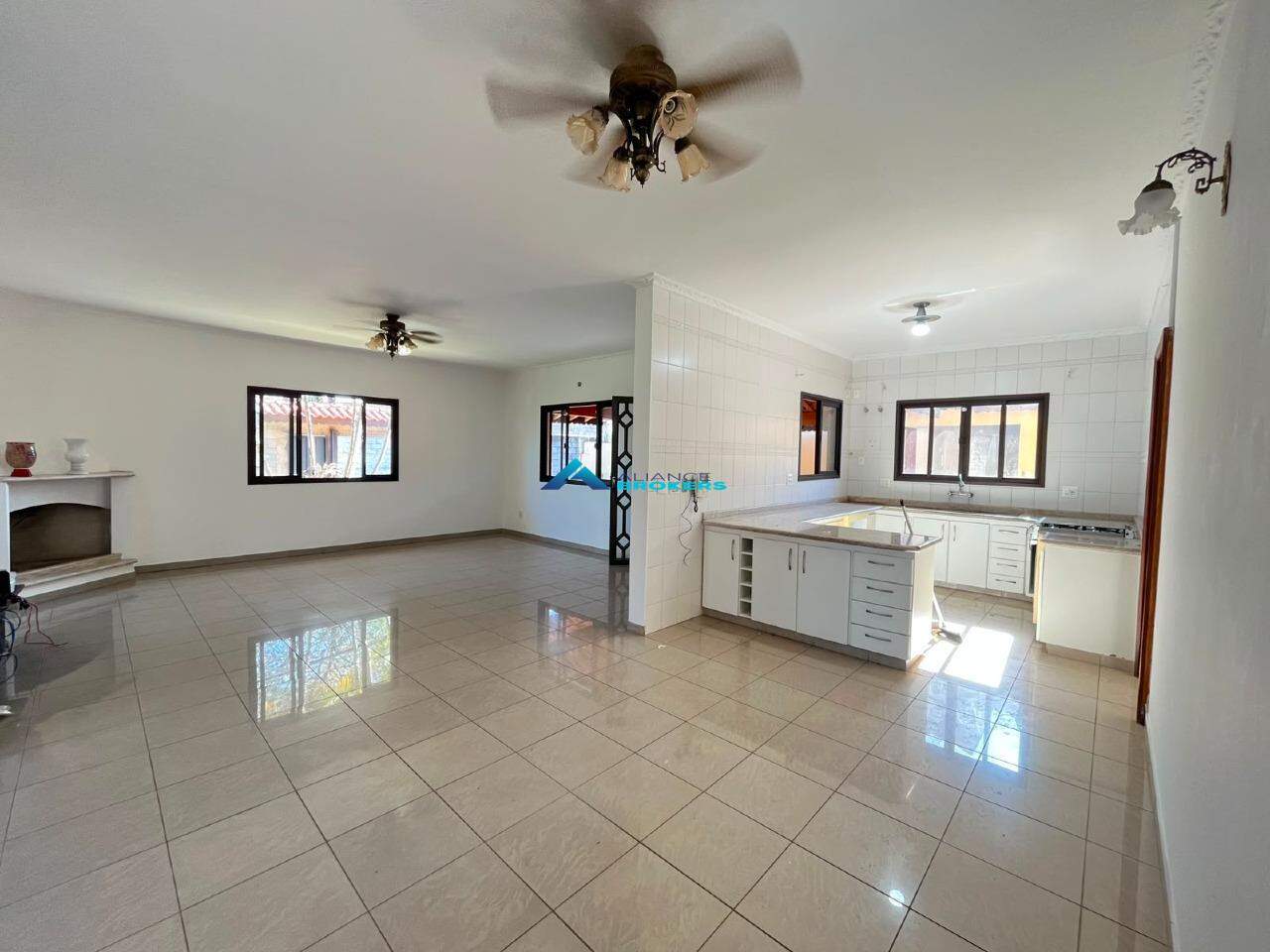 Casa, 3 quartos, 200 m² - Foto 7