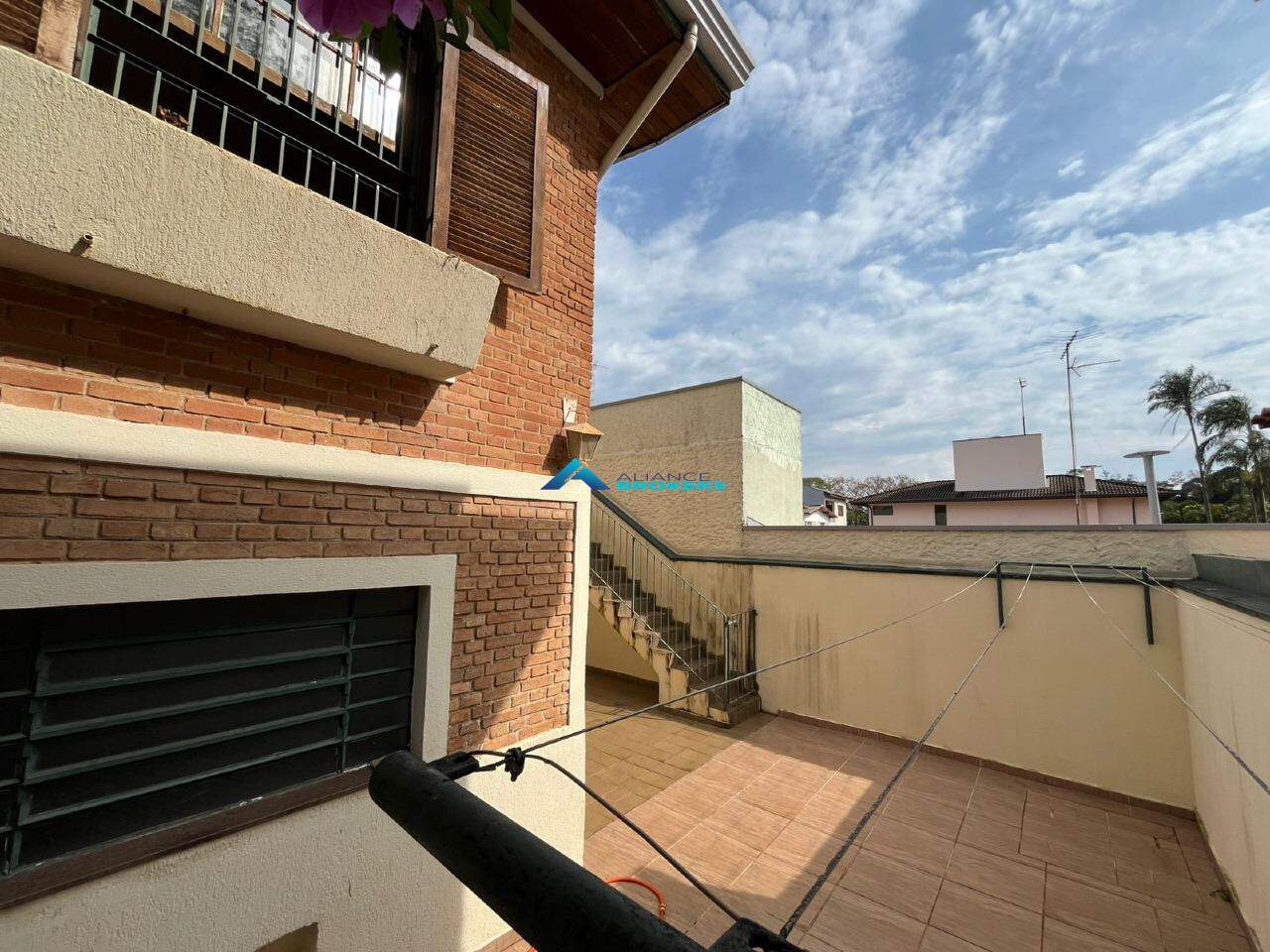 Casa, 4 quartos, 265 m² - Foto 26