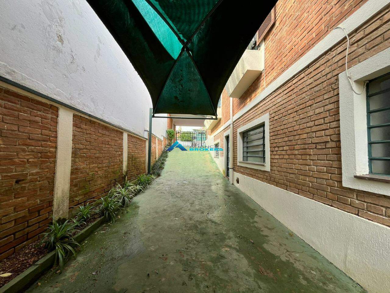Casa, 4 quartos, 265 m² - Foto 29