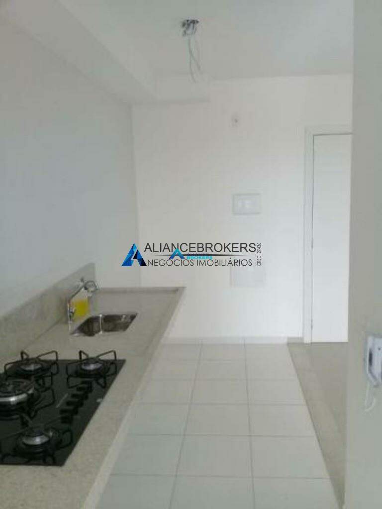 Apartamento à venda com 2 quartos, 67m² - Foto 9