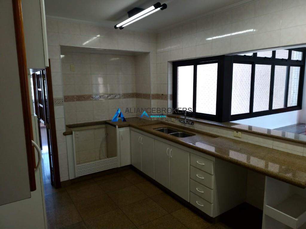 Apartamento à venda com 4 quartos, 268m² - Foto 3