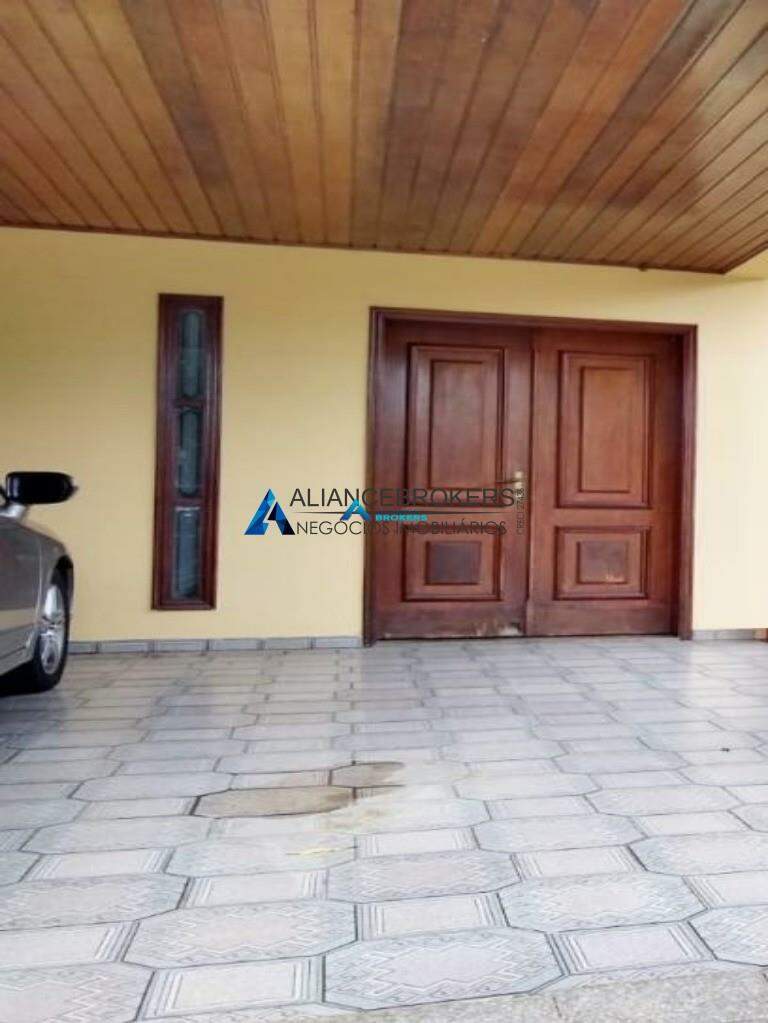 Casa à venda com 4 quartos, 250m² - Foto 13