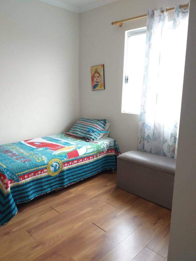 Casa à venda com 3 quartos, 180m² - Foto 8