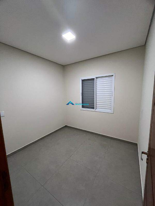 Casa à venda com 3 quartos, 112m² - Foto 16