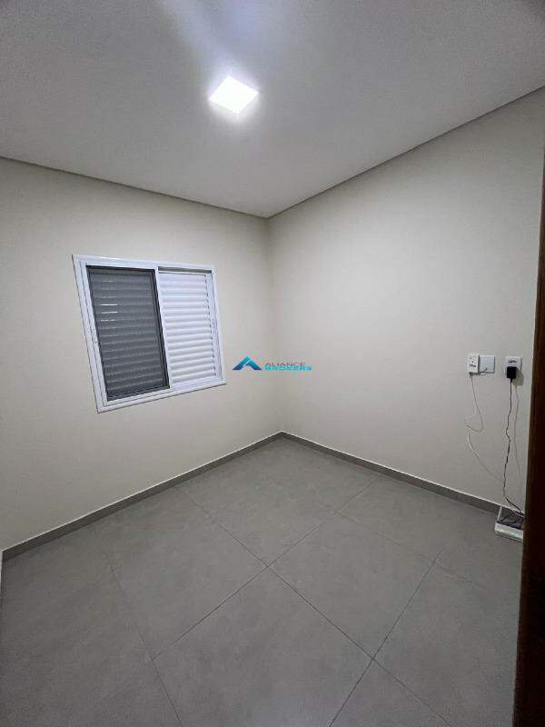 Casa à venda com 3 quartos, 112m² - Foto 15