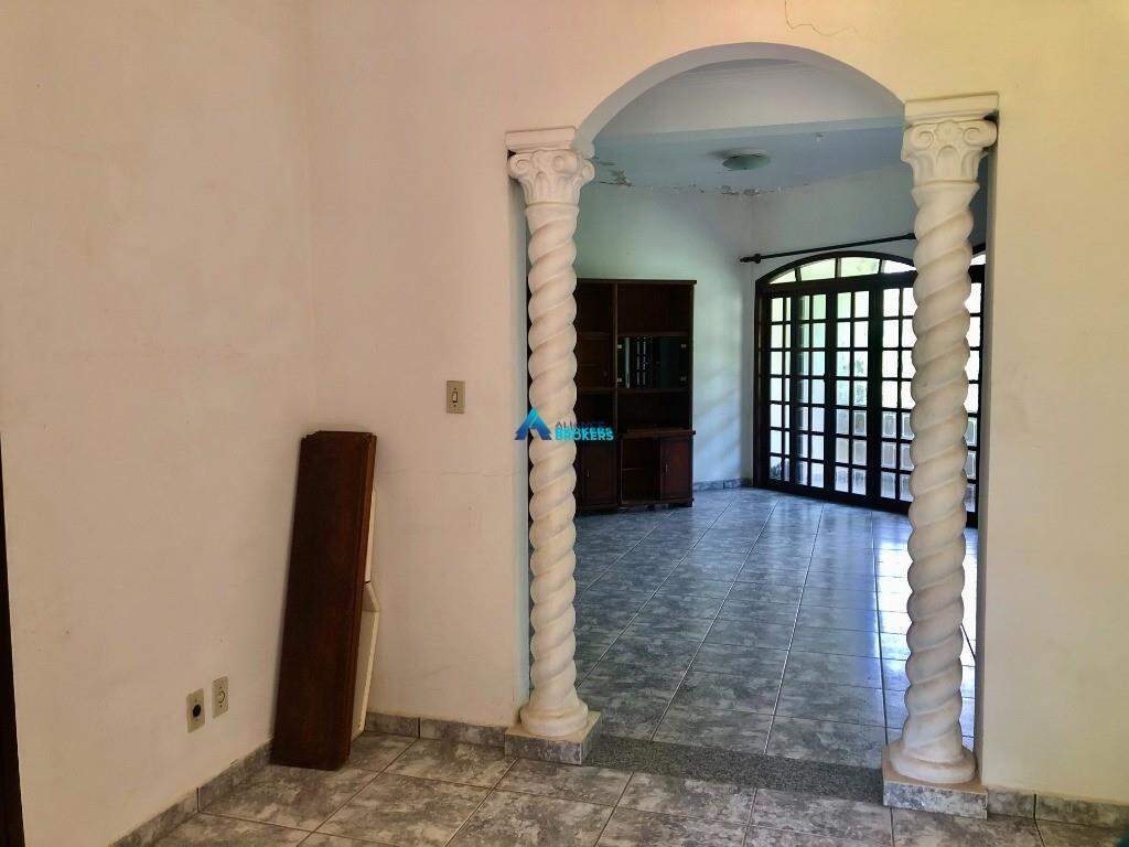 Fazenda à venda com 5 quartos, 500m² - Foto 10