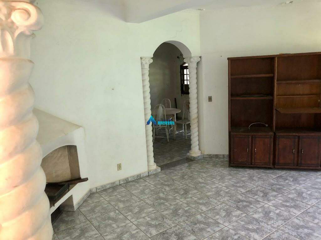 Fazenda à venda com 5 quartos, 500m² - Foto 13