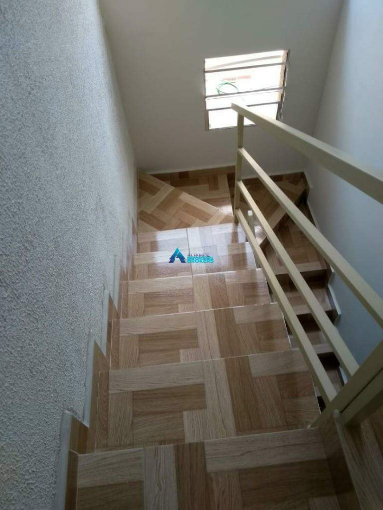 Casa à venda com 2 quartos, 100m² - Foto 13