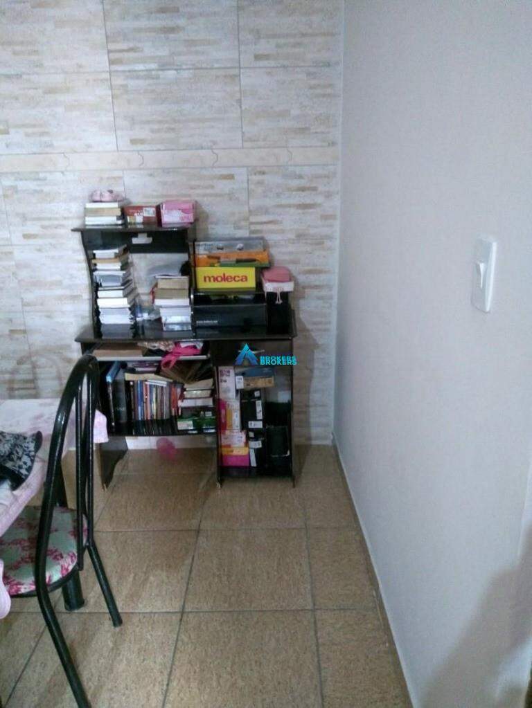 Casa à venda com 2 quartos, 100m² - Foto 5