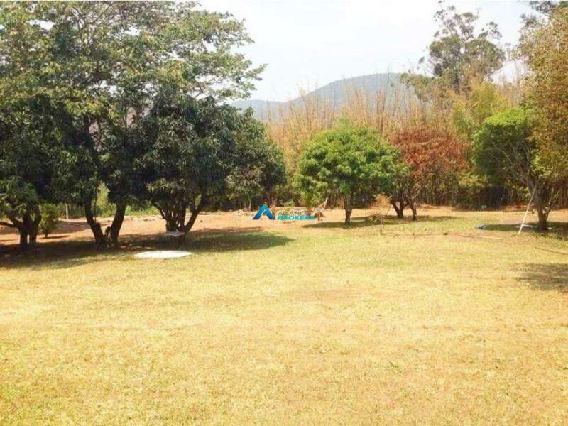 Fazenda à venda com 9 quartos, 700m² - Foto 11