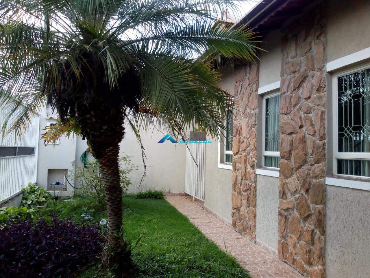 Casa à venda com 3 quartos, 250m² - Foto 10