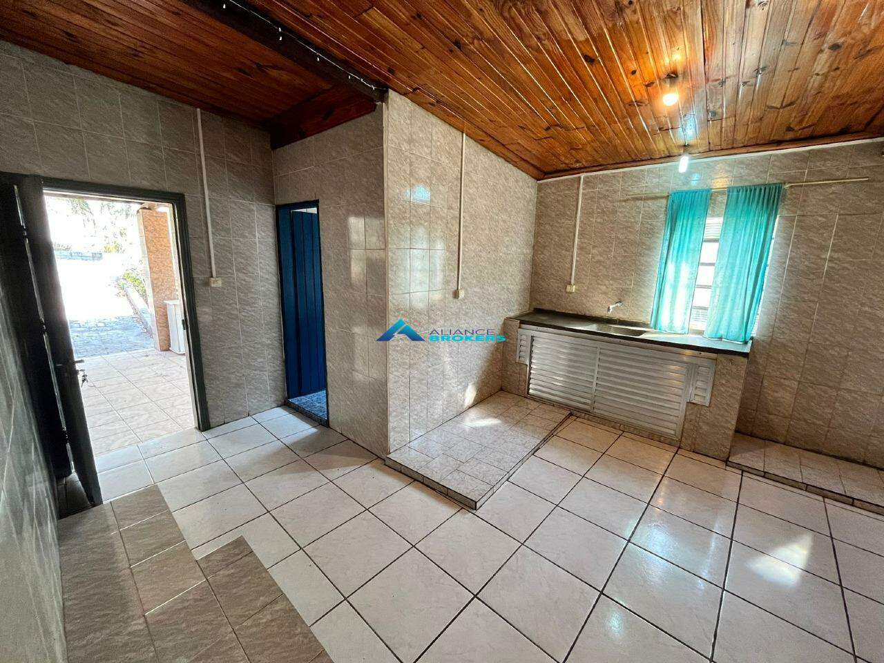 Fazenda à venda com 2 quartos, 140m² - Foto 8