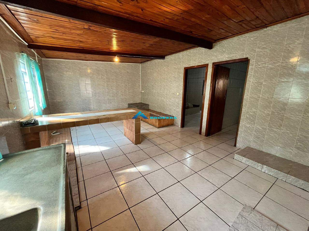 Fazenda à venda com 2 quartos, 140m² - Foto 9