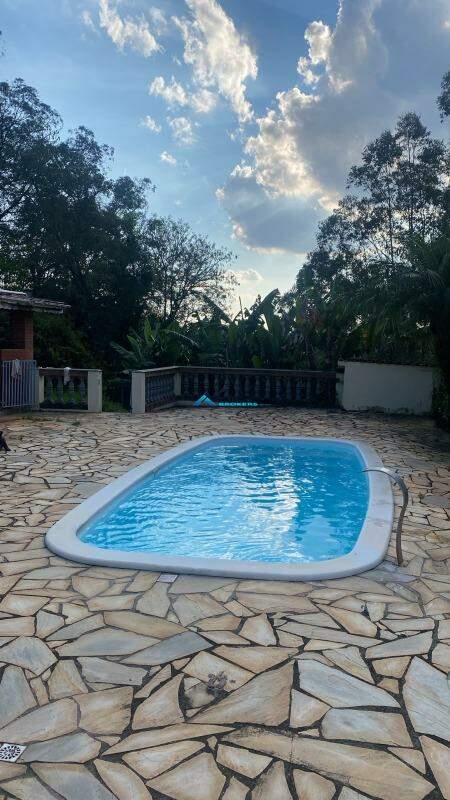 Chácara, 3 quartos, 2731 m² - Foto 4