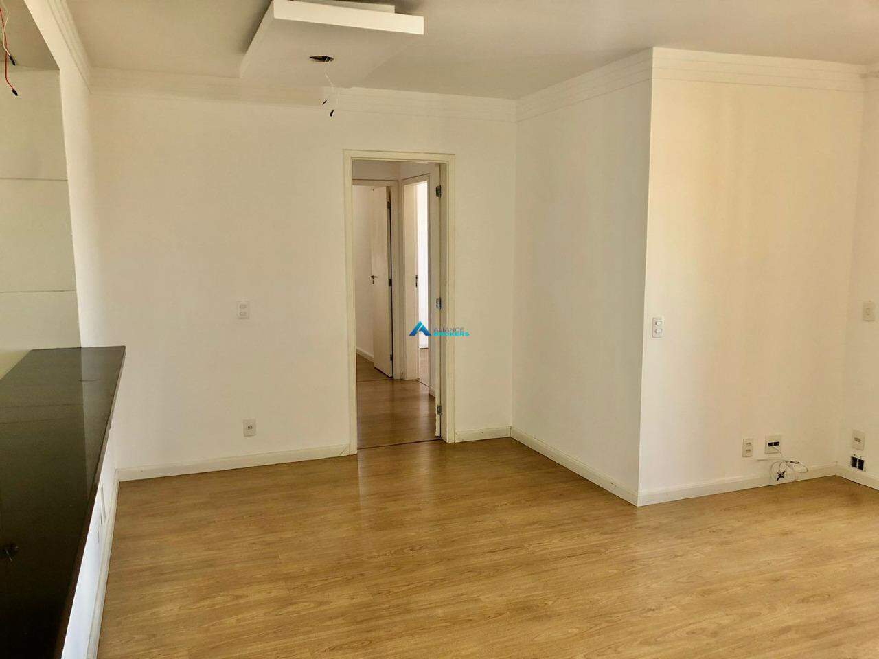 Apartamento à venda com 3 quartos, 87m² - Foto 7