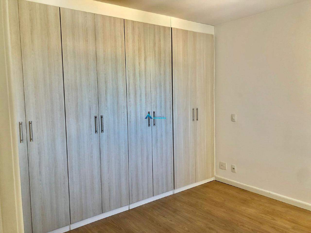 Apartamento à venda com 3 quartos, 87m² - Foto 19