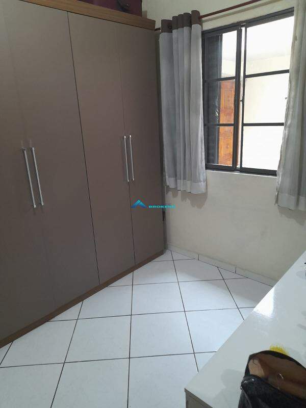 Casa à venda com 2 quartos, 225m² - Foto 20