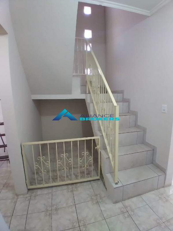 Casa à venda com 3 quartos, 160m² - Foto 17