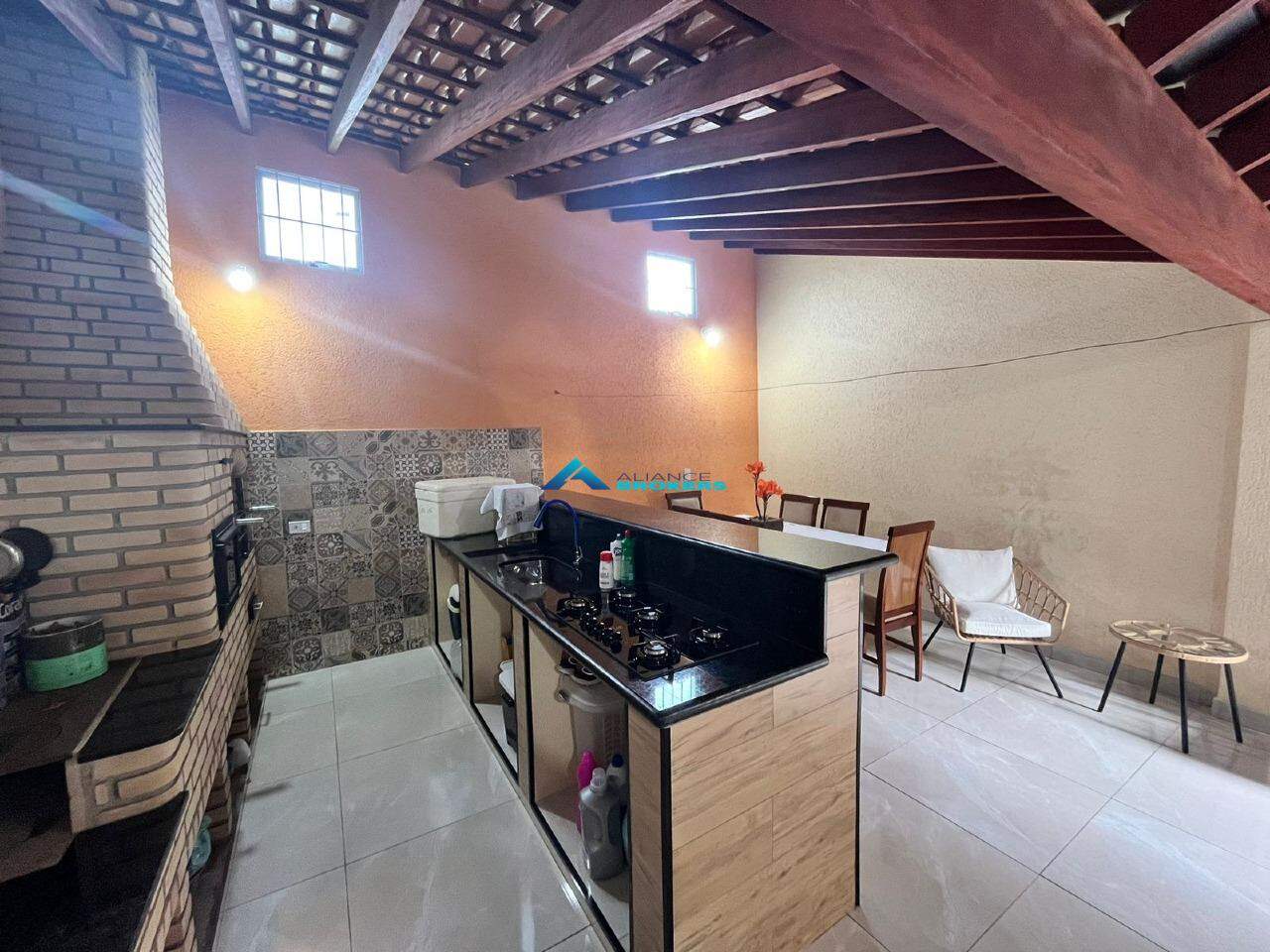 Casa à venda com 3 quartos, 126m² - Foto 16