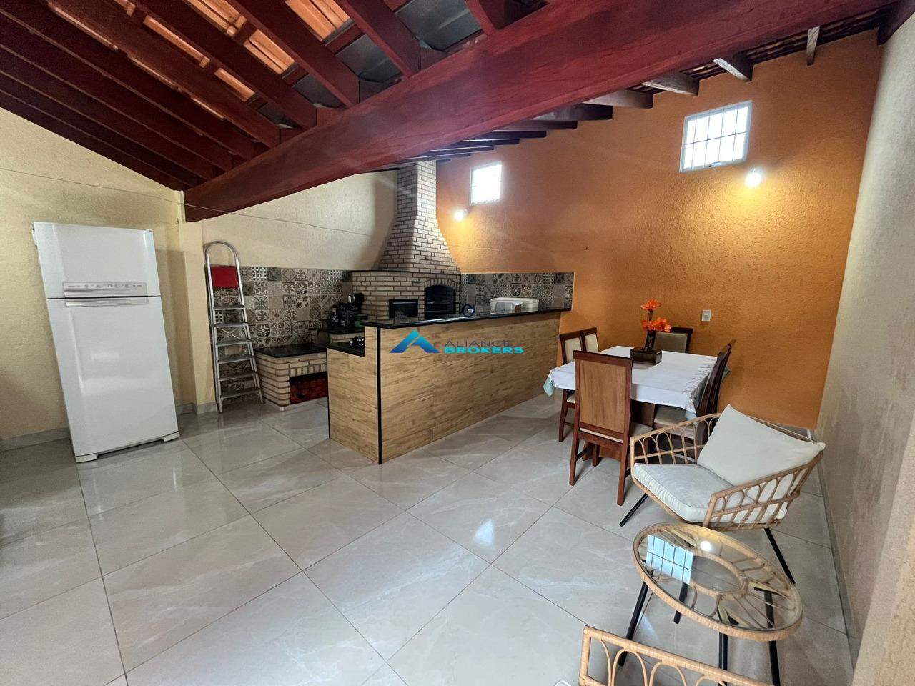 Casa à venda com 3 quartos, 126m² - Foto 15